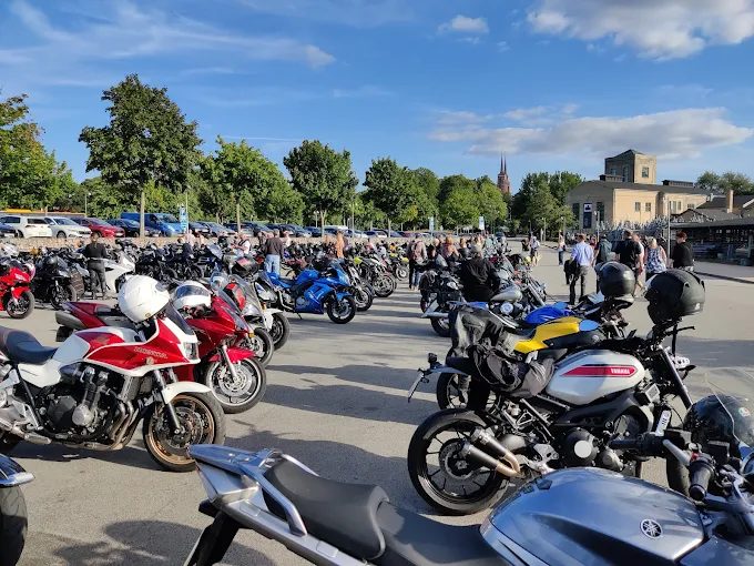 Roskilde Havn, bike meeting spot.